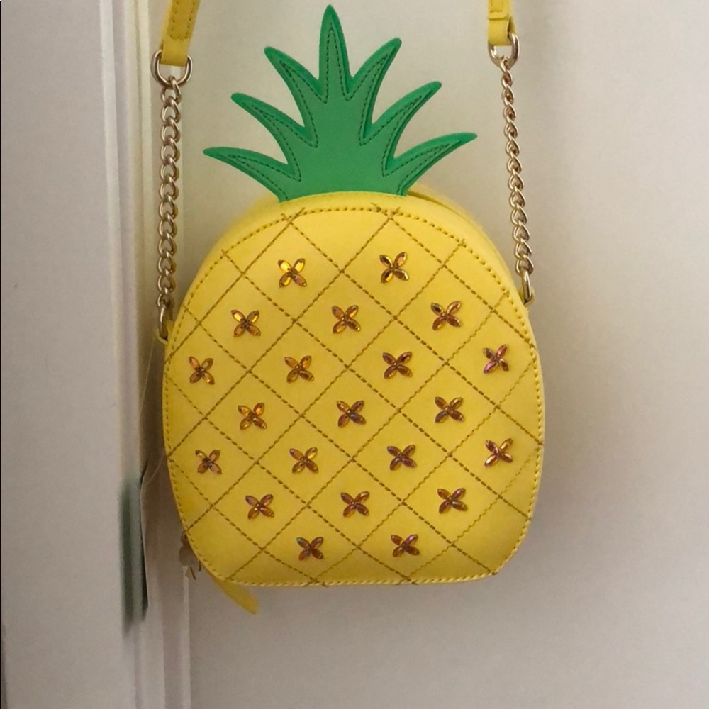 Kate Spade pineapple crossbody purse